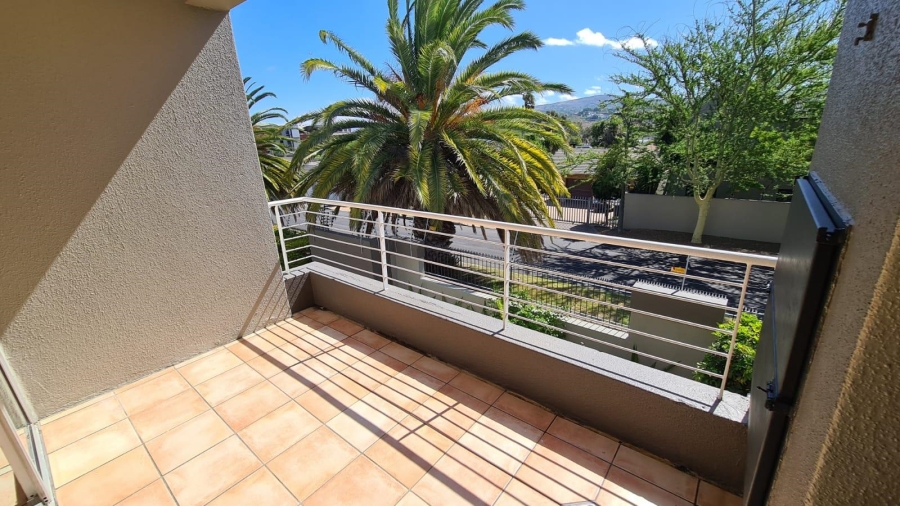 To Let 2 Bedroom Property for Rent in Kenridge Western Cape